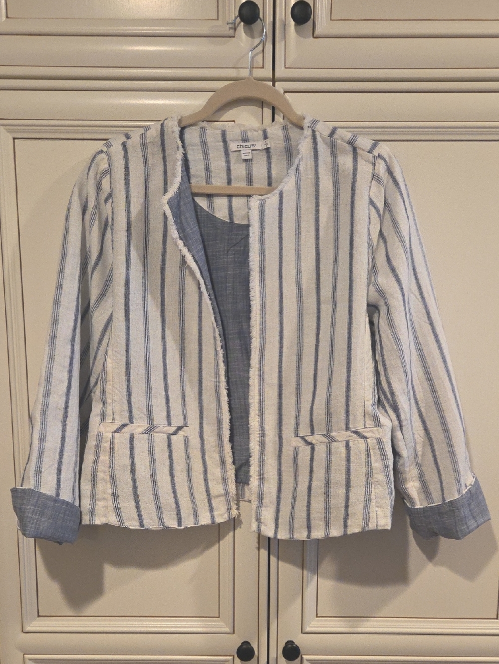 Chico's Sz 1 Linen Blue and White Striped Open-Front Jacket